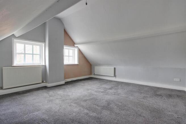 2 bed Detached for sale Image 7