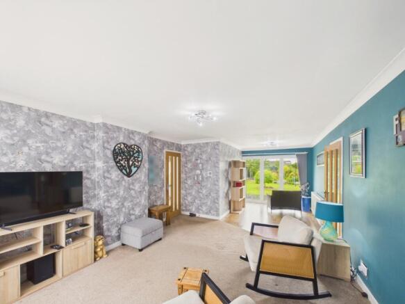 2 bed Detached Bungalow for sale Image 8