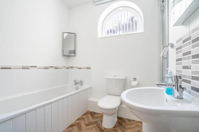 2 bed Terraced for sale Image 10