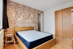 85, Dumbarton Court, Brixton Hill, London SW2 5LW