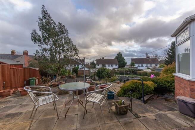 22 Keats Close-16.jpg