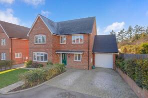 2, Greene Park Place, Crowborough TN6 2GL