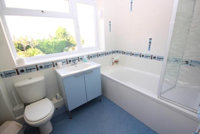 Guest Suite Bathroom