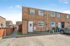8, Pageant Close, Tilbury RM18 8EP