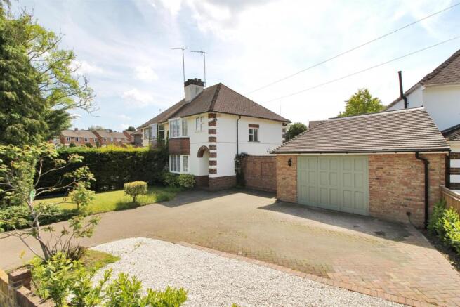 House & Garage Aspect.jpg