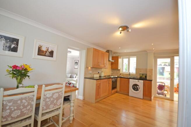 Kitchen/Dining Area