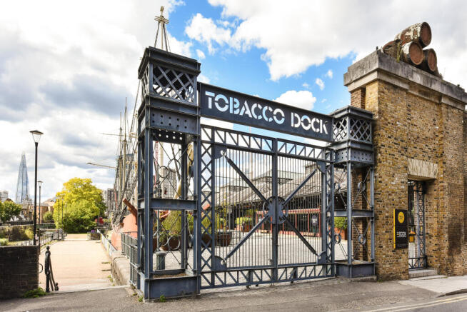 5 bedroom town house for sale in Kennet Street, Wapping, E1W