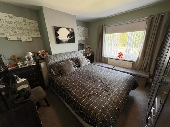3 bed Semi-Detached for sale Image 7