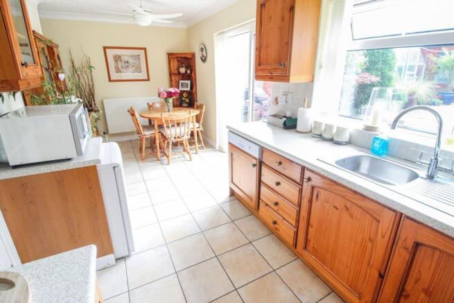 Kitchen/Dining Room