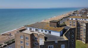 Tobago, West Parade, Bexhill-on-sea TN39 3YB