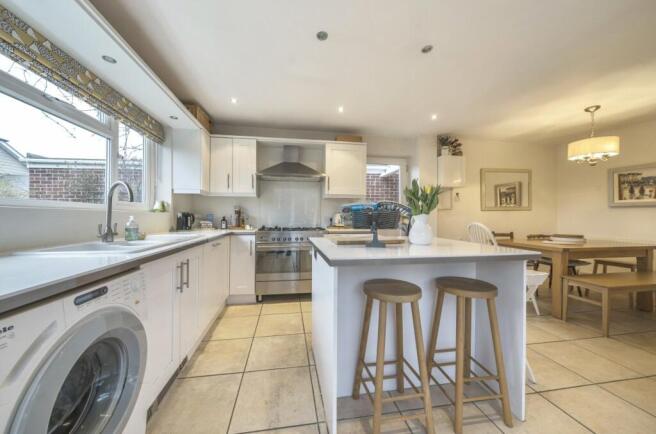 Kitchen/Dining