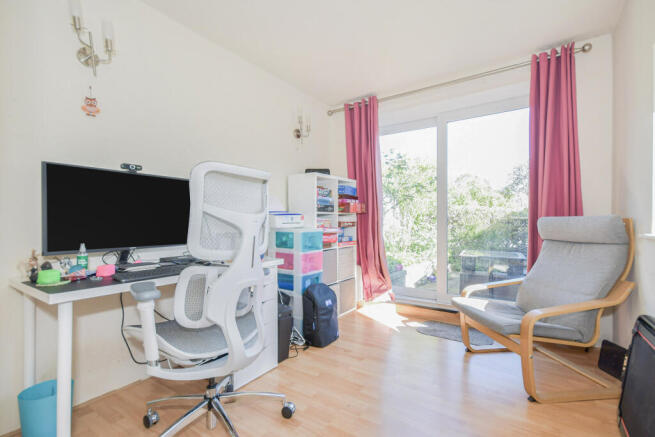 3 bed Semi-Detached for sale Image 7