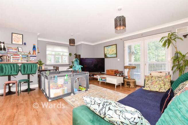 Kitchen/Living Area