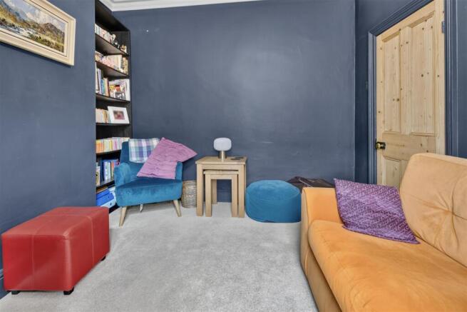 3 bed Terraced for sale Image 8