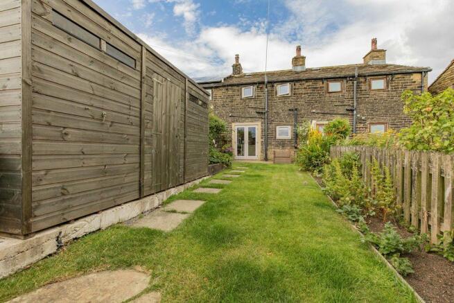 2 bed Cottage for sale Image 10