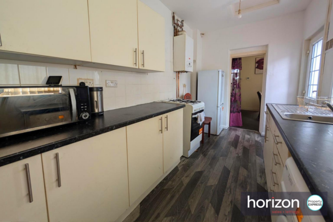 3 bed End of Terrace for sale Image 4