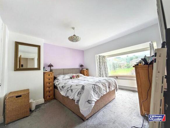 3 bed Semi-Detached for sale Image 11