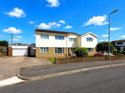 Stonechat Close, Nottage, Porthcawl, CF36