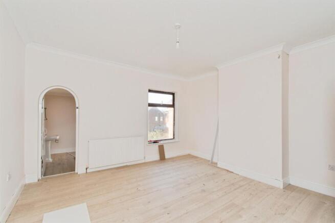 2 bed Terraced for sale Image 4
