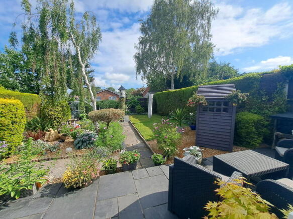 Photo 10