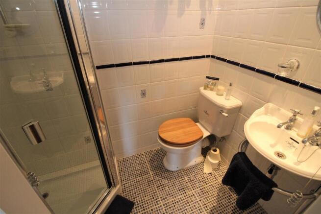 en-suite.jpg
