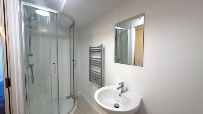 1 bed Flat to rent Image 4