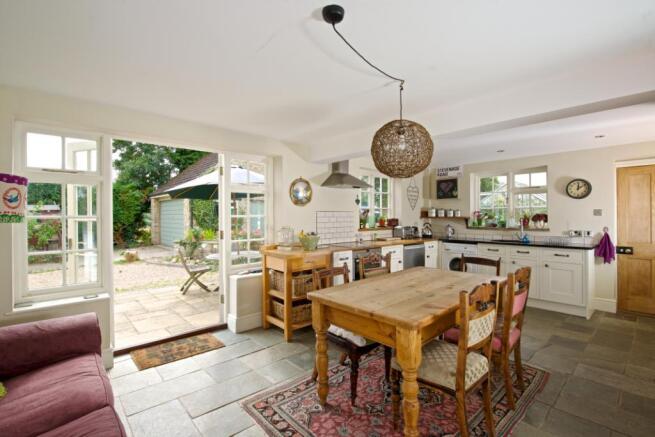 Kitchen/Breakfast