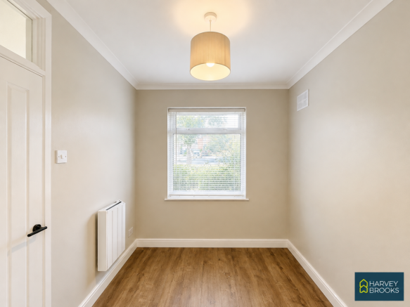 2 bed Semi-Detached Bungalow for sale Image 7