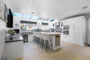 26, Brasted Close, Sutton SM2 5BE