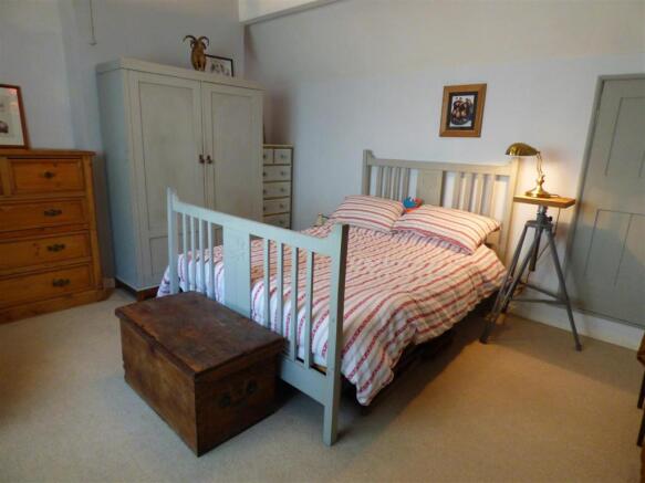 BEDROOM 1