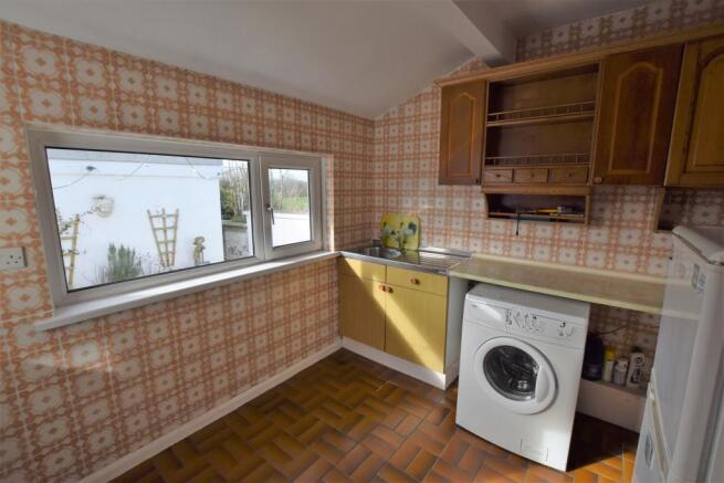 utility room.jpg