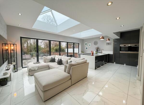 Kitchen/Diner/Family Room