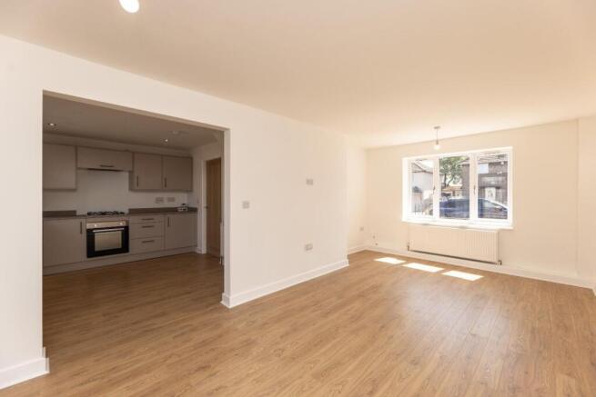 3 bed Semi-Detached for sale Image 5