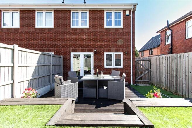 3 bed Semi-Detached for sale Image 11