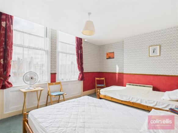 1 bed Flat for sale Image 7