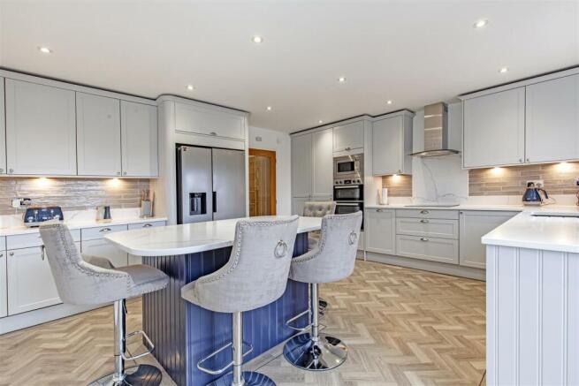 Kitchen-3.jpg