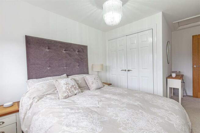 Bedroom 2-2.jpg