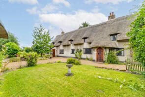 Bumblebee Cottage, High Street, Abington Pigotts SG8 0SD