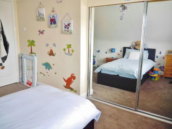 Bedroom 2 Photo 2