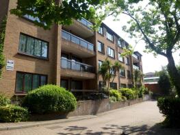 19, Andace Park Gardens, Widmore Road, Bromley BR1 3DH