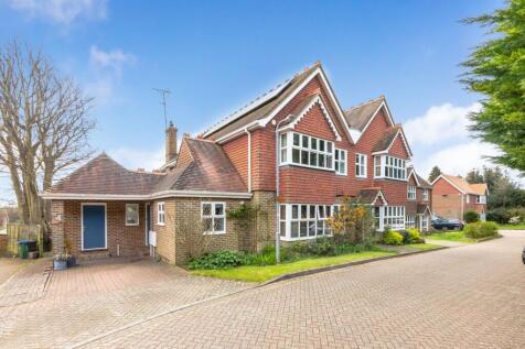 Barn Hatch Close, Lewes, BN7