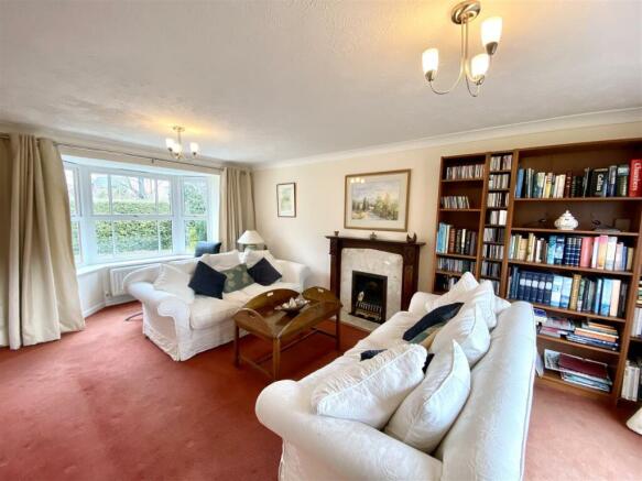 SITTING ROOM