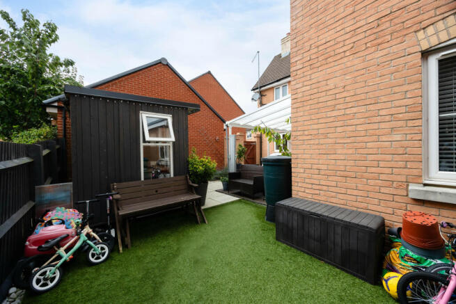 9 Lambert Rd-9 Lambert Rd, Aylesbury HP18 0WU, UK-