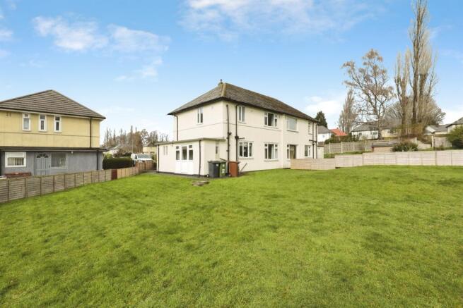 3 bed Semi-Detached for sale Image 5