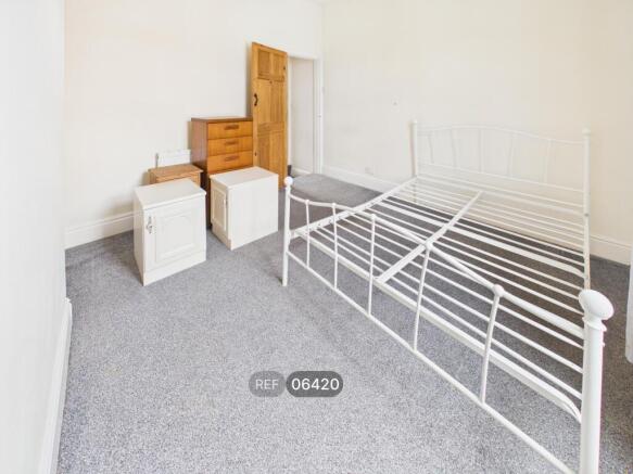 2 bed Terraced to rent Image 12