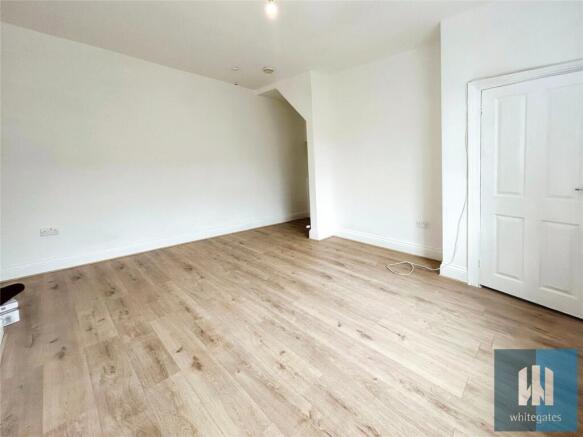 2 bed Terraced to rent Image 9