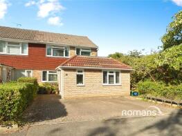 13, Kingfisher Drive, Yateley GU46 6NP