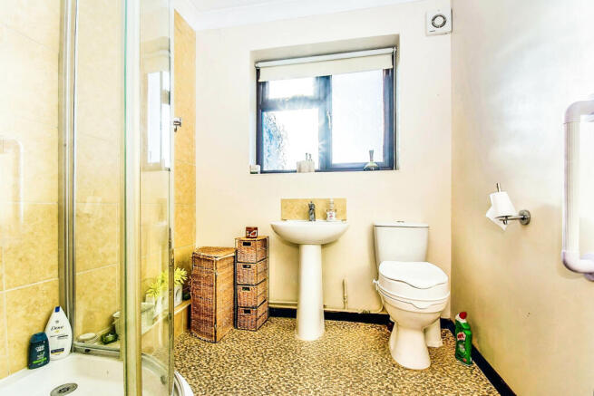 Photo 10