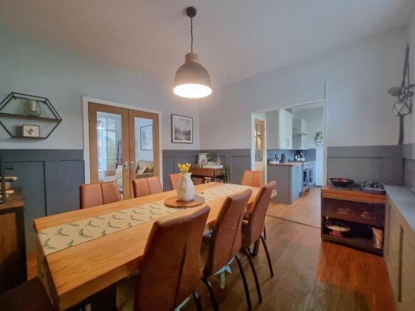 DiningRoom