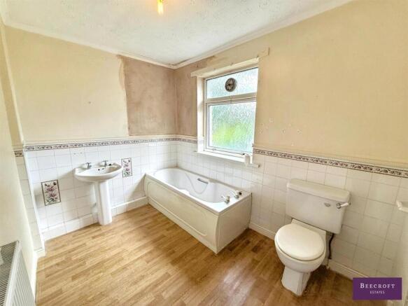 2 bed Terraced for sale Image 8